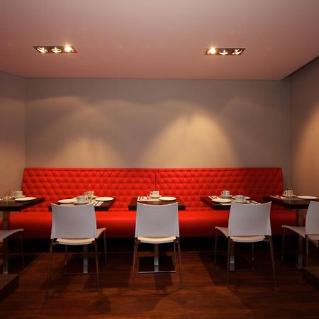 Hotel Henri IV Ла-Рошель Экстерьер фото